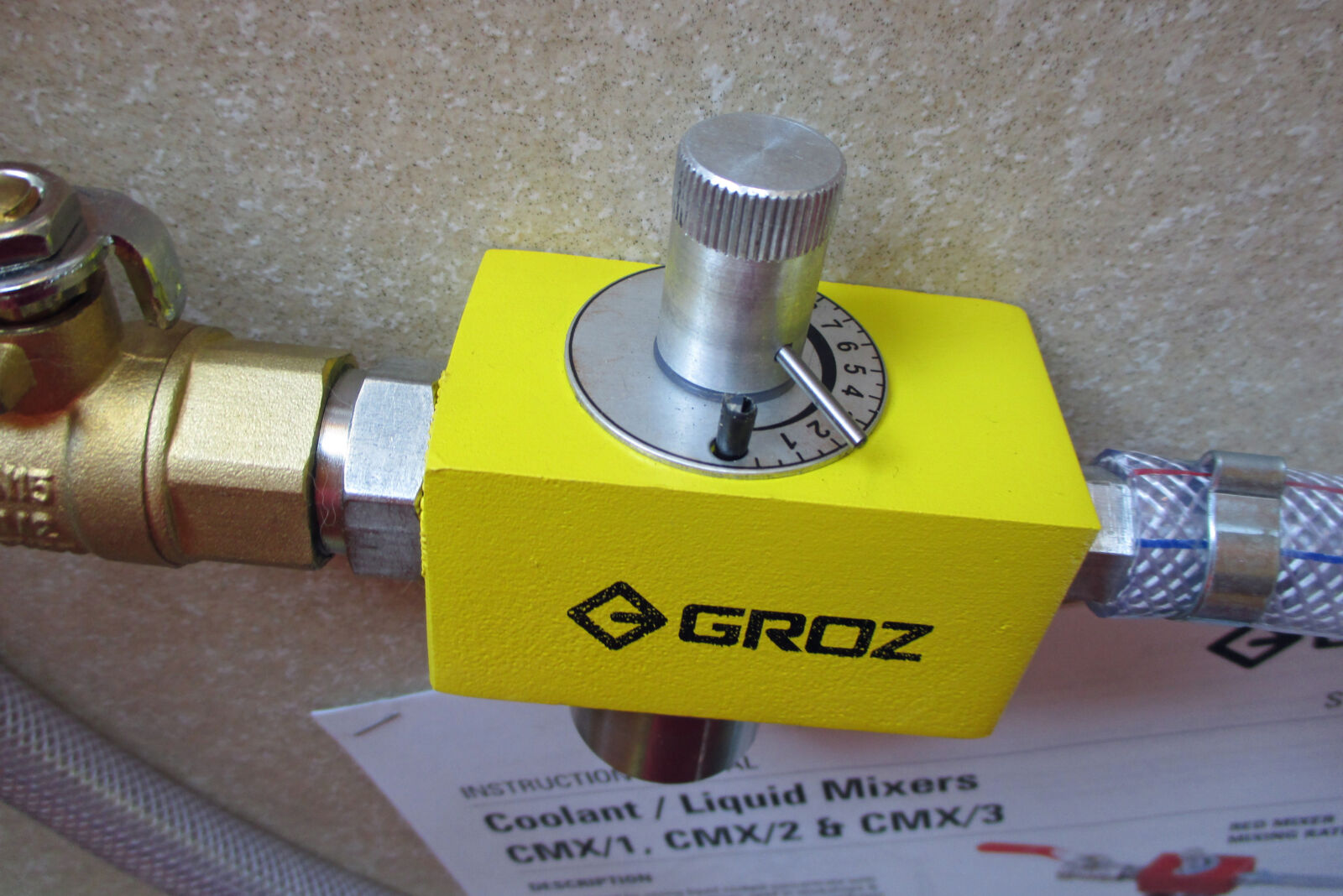 https://www.coolantconsultants.com/wp-content/uploads/2020/06/groz-cmx3-venturi-coolant-mixer-with-rotary-disc-valve.jpg